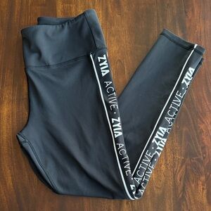 ZYIA Active Light n Tight Athletic Leggings